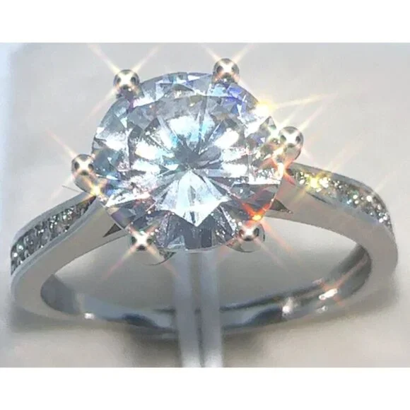 Silver Wedding Ring Diamond Simulant Adjustable Size 6 to 8 - Picture 1 of 5